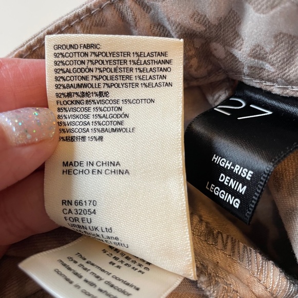 NWOT Anthropologie Pilcro Flocked High-Rise Denim Leggings Size 27 - Picture 9 of 14